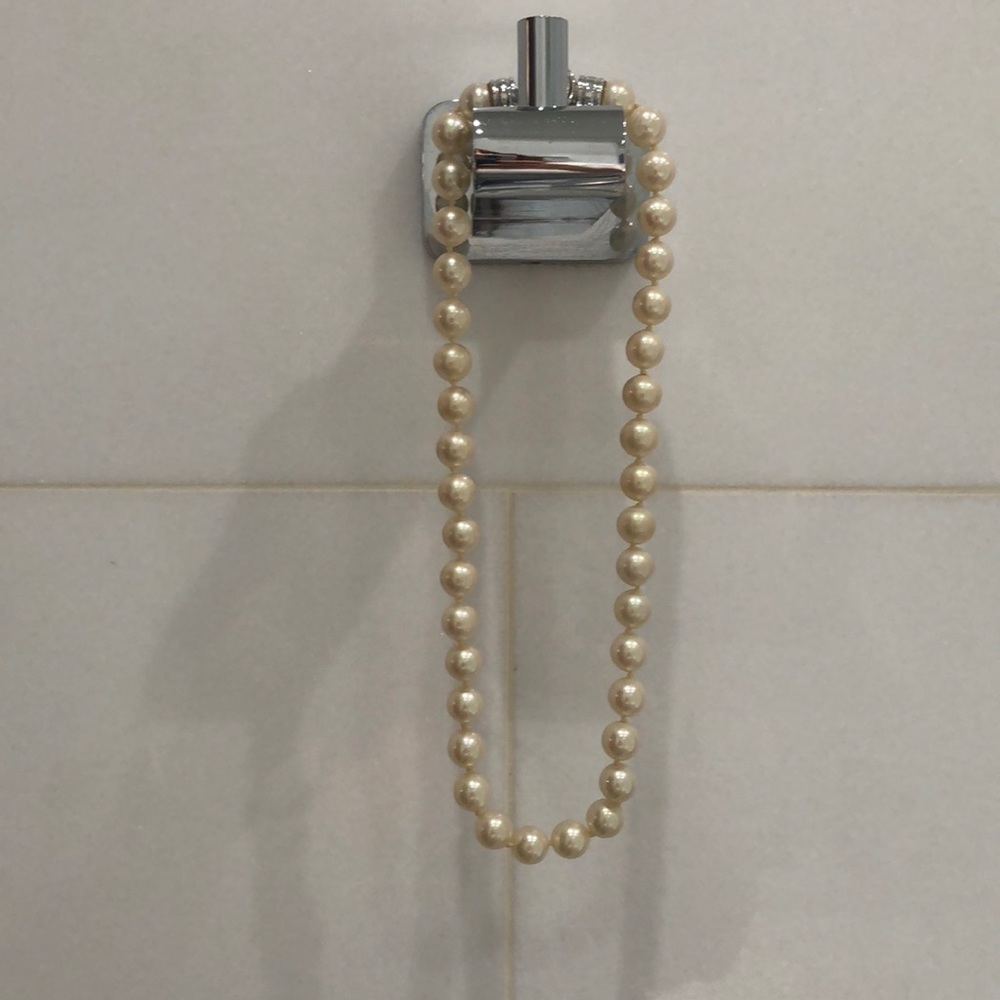 Pearl Choker